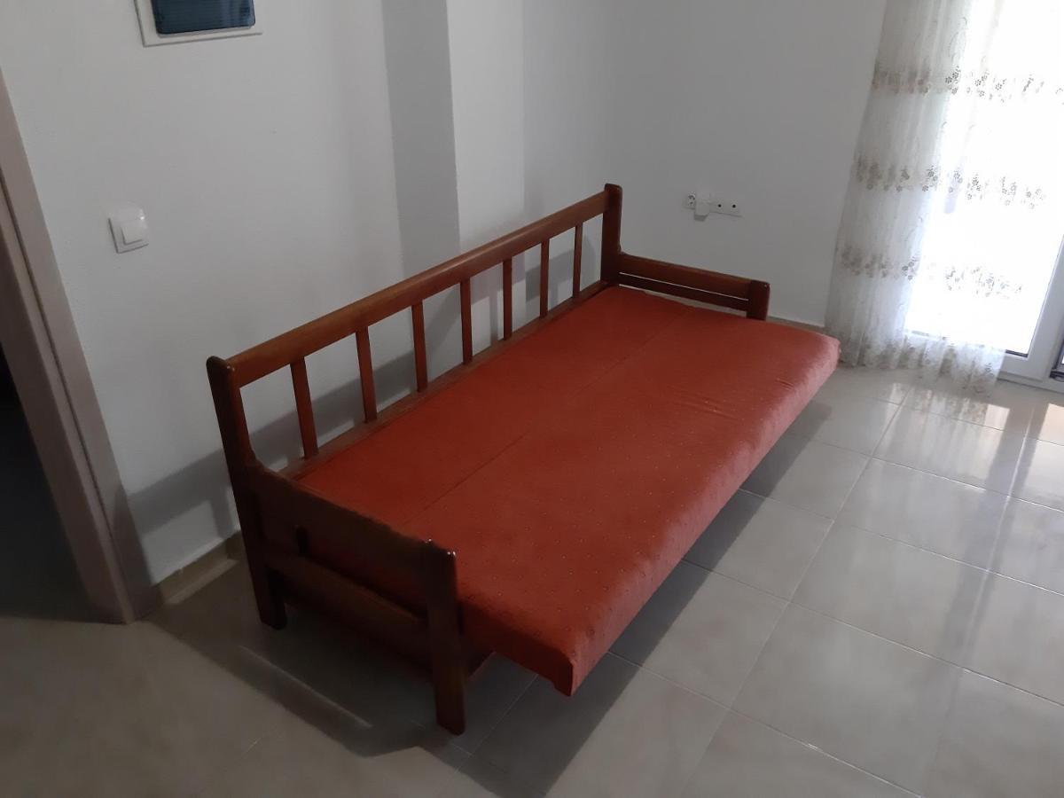 Maria Lemoni Swimming Pool Apartment Nea Skioni Exterior foto