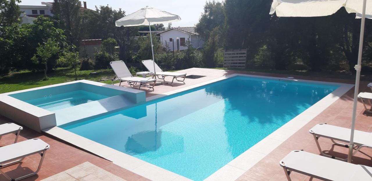 Maria Lemoni Swimming Pool Apartment Nea Skioni Exterior foto