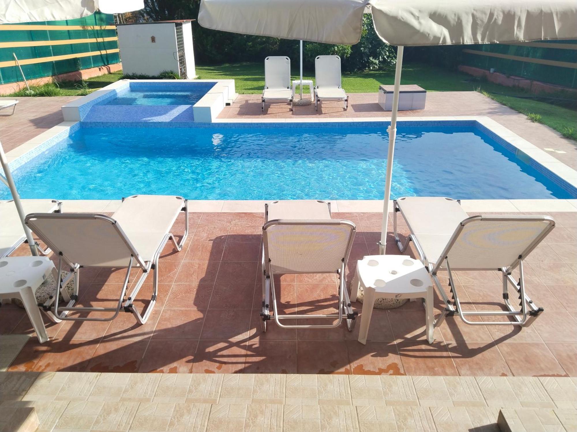 Maria Lemoni Swimming Pool Apartment Nea Skioni Quarto foto